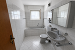 Neu-Isenburg: Großzügige 3-Zimmer-Wohnung mit Balkon und Garage! - Etagenwohnung Neu-Isenburg Isenburg | Angebot:27207973
