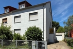 Frankfurt-Zeilsheim: Erbpacht- vermietetes DHH mit 2 Einheiten als Kapitalanlage - Doppelhaushälfte Frankfurt am Main Sindlingen | Angebot:27317034